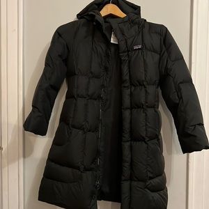 Patagonia girls down parka